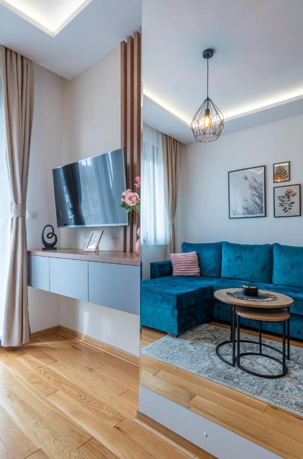 Adoro Titova Apartment *