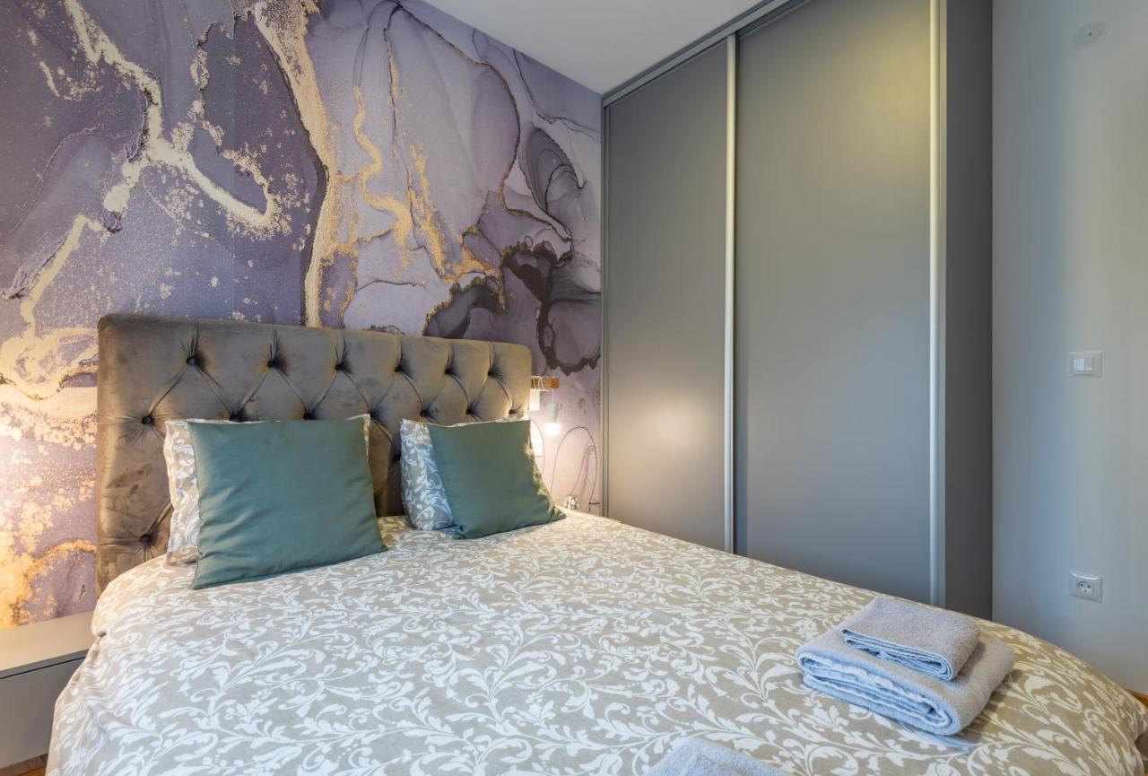 Adoro Titova Apartment