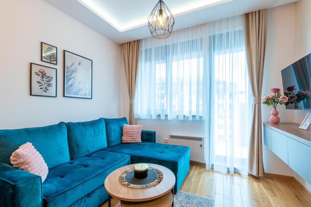 Adoro Titova Apartment